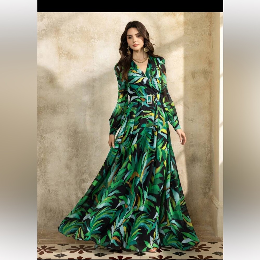 Elegant Green Leaf Print Maxi Dress